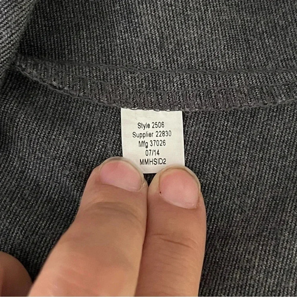 🐆 Girls Grey‎ Cheetah Print Aeropostale Skirt, Comfy, Size Medium. So Cute! - Picture 7 of 8